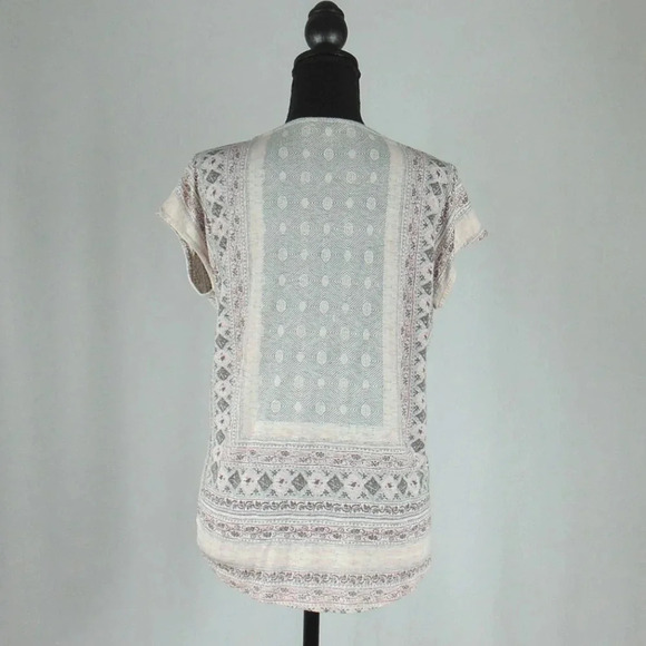 Lucky Brand Light Pink and Grey Printed Split V-Neck Shirt Sz M - Picture 6 of 12